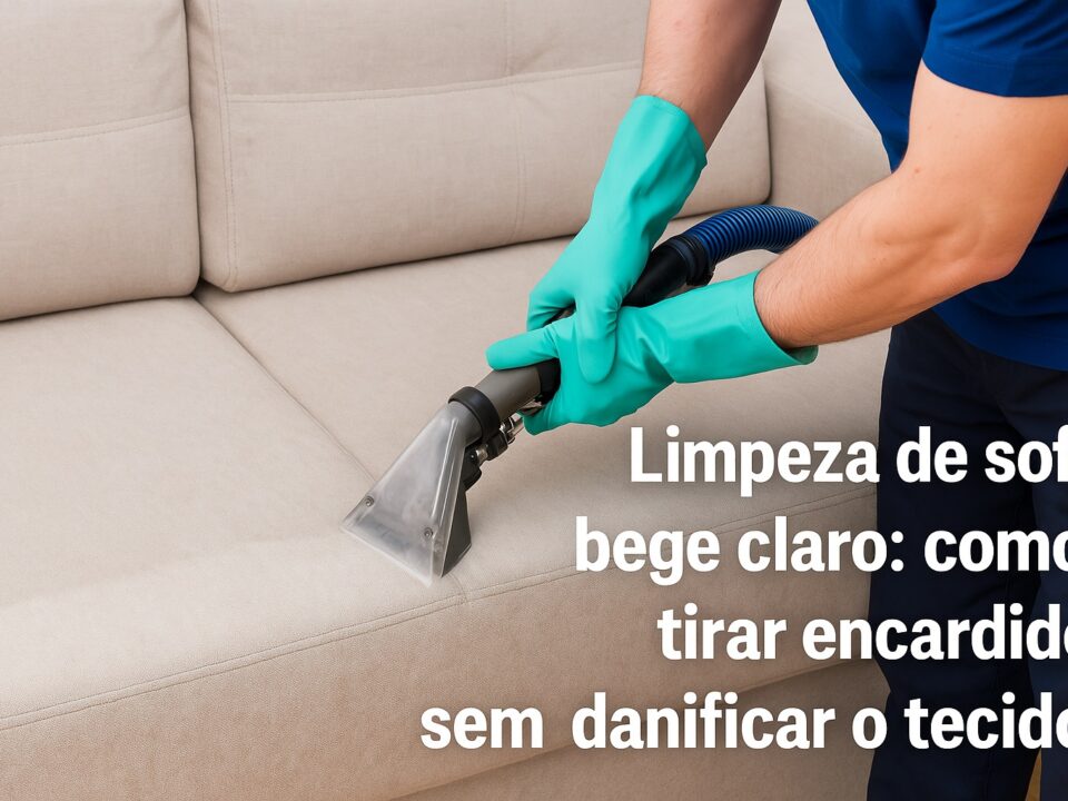 Limpeza de Sofá Bege Claro